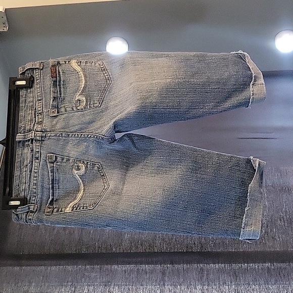 Knee length Jean shorts - Picture 2 of 2
